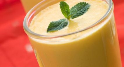 Yuya enseña a realizar ‘Lassi de Mango’, una bebida tradicional de la India