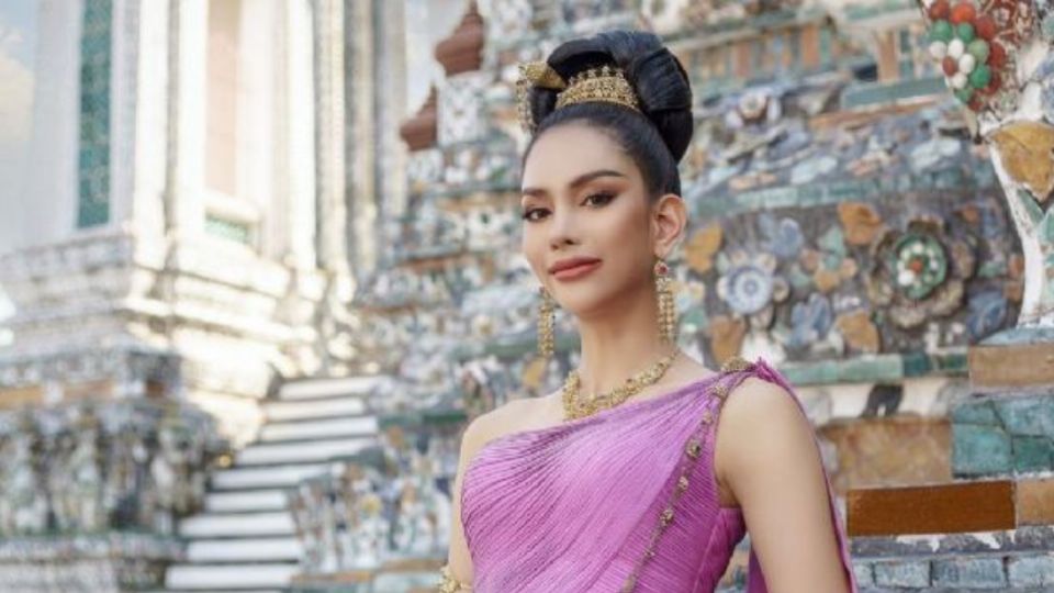 Conoce la candidata a Miss Universo que confeccionó su vestido con latas recicladas en honor a sus padres