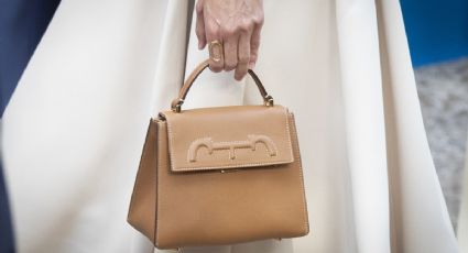 Esta es la mejor bolsa para mujeres de 50 años, según Carolina Herrera