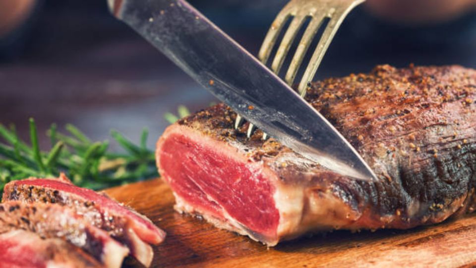 2 enfermedades que te impedirán que consumas carne roja