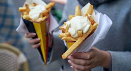 ¿Por qué no puedes comer solo una papa frita? La ciencia lo explica