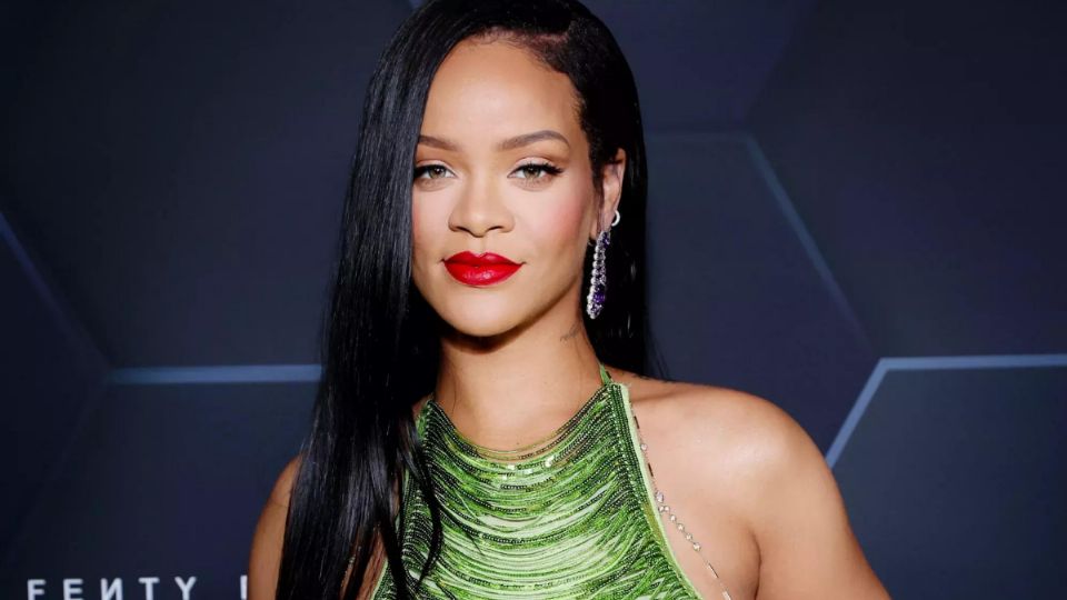 Rihanna podría exponer a su bebé en el show de medio tiempo del Súper Bowl