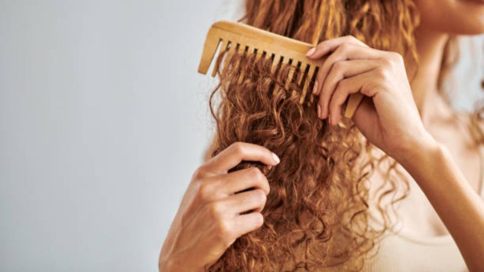 Los expertos en el cabello recomiendan que la limpieza del peine para pelo deben realizarse cada dos semanas.