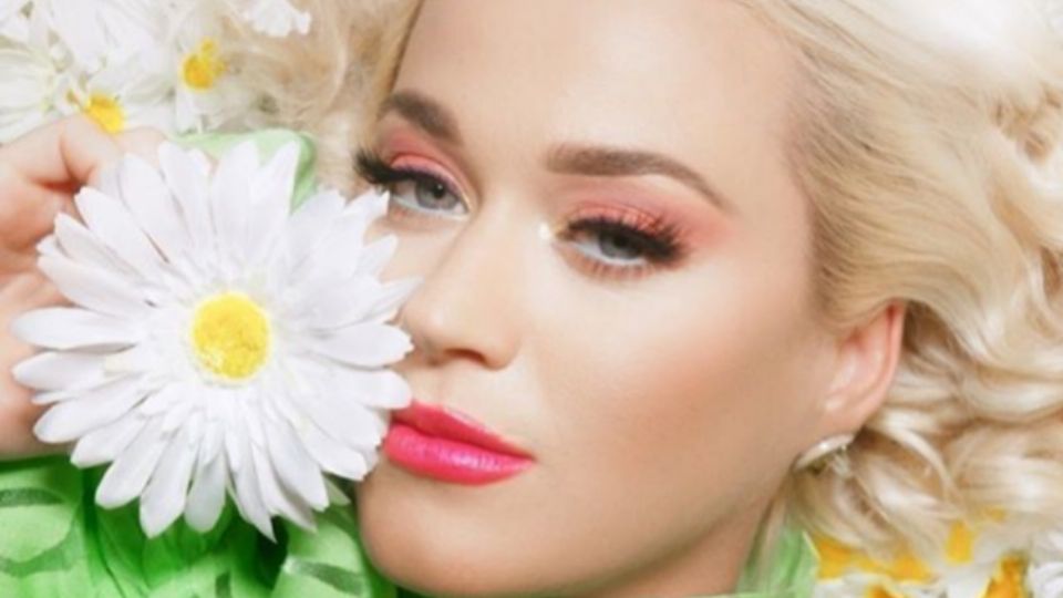 Katy Perry cumplió con el pacto que tenía con su marido.