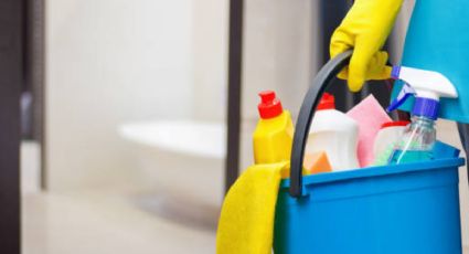 Dile adiós a las manchas del piso de tu baño utilizando solo 3 ingredientes