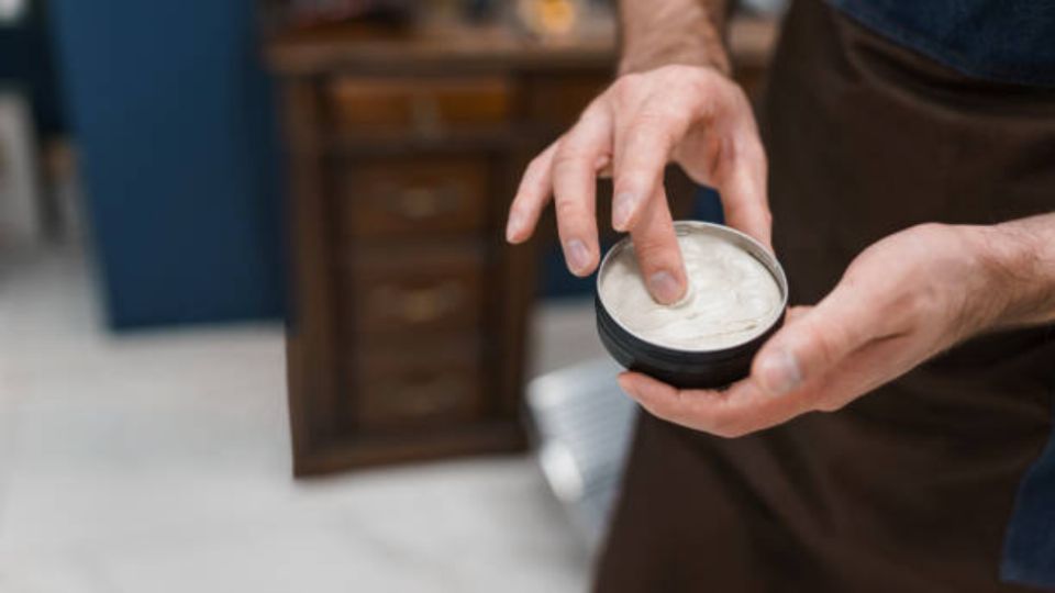 La cera es uno de los productos cosméticos más buscados para estilizar el cabello