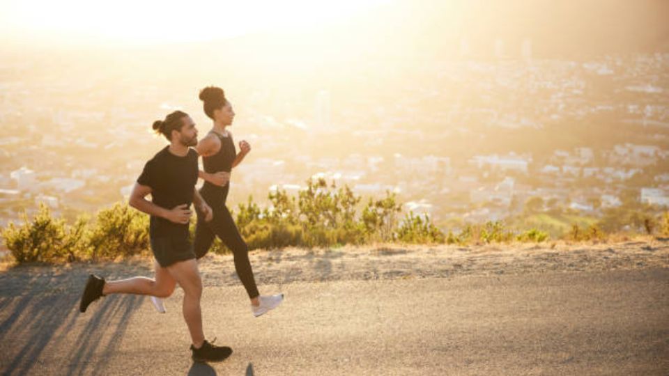 Correr es un entrenamiento elegido por muchas personas para ponerse en forma.