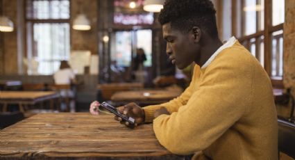 3 señales para saber si te están espiando a través de la cámara de tu teléfono móvil