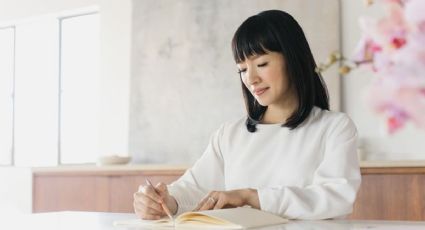 El truco jamás revelado por Marie Kondo para ordenar tus zapatos