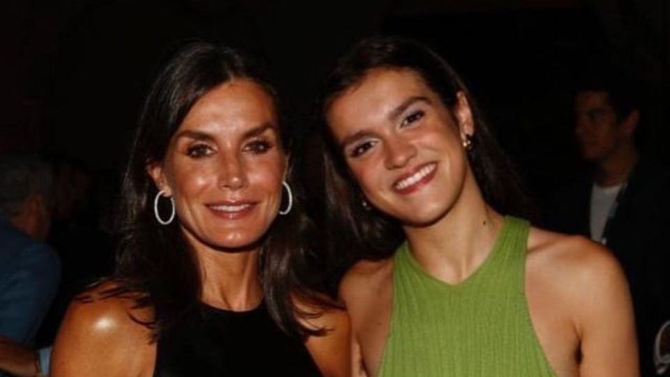 La foto de la reina Letizia y Amaia dio vuelta a las redes sociales.