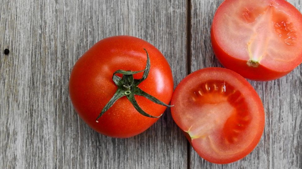 Todo lo que necesitas saber sobre la mejor manera de conservar un tomate.