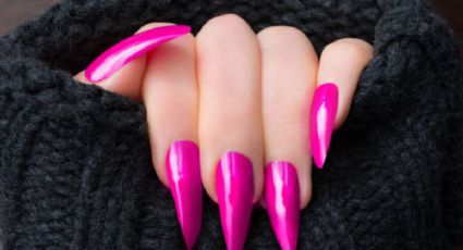 Uñas rosa Barbie, la nueva tendencia de manicura para este verano