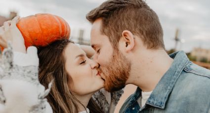 Conoce los riesgos de besar a una persona con barba y bigote