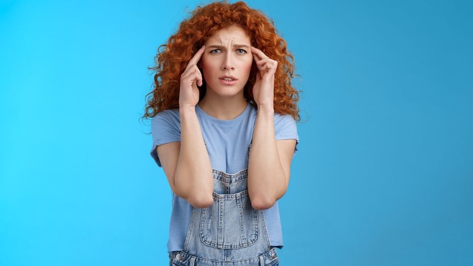 Algunas niñas tienen su primera migraña alrededor del momento de su primer ciclo menstrual. 