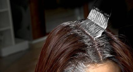 El poderoso tinte casero con salvia para tapar las canas en 35 minutos