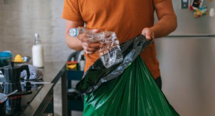 DIY: guarda tus botellas de plástico viejas y dale un plus a la decoración de tu cocina