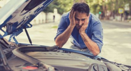 El hábito que destrozará el motor de tu carro y seguro lo repites a diario