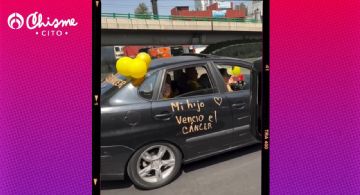 ¡Por todo Periférico! Familia celebra con globos y 'claxonazos' que su hijo venció el cáncer