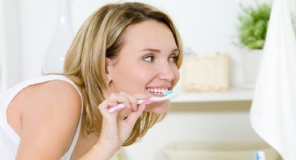 Tiktoker revela cuánto tiempo hay que esperar después de comer para lavarse los dientes