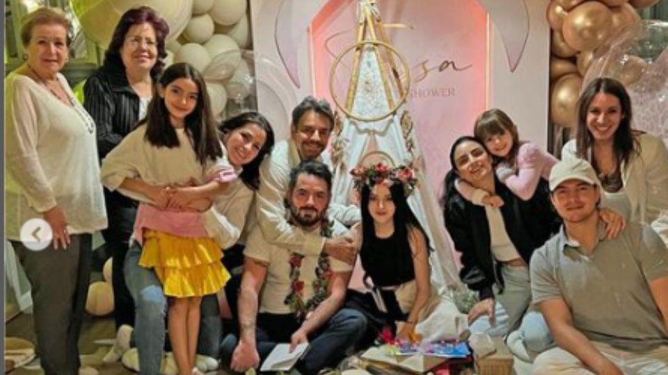 Junto a Paola Dalay revelaron el nombre de su bebé en un lindo baby shower.