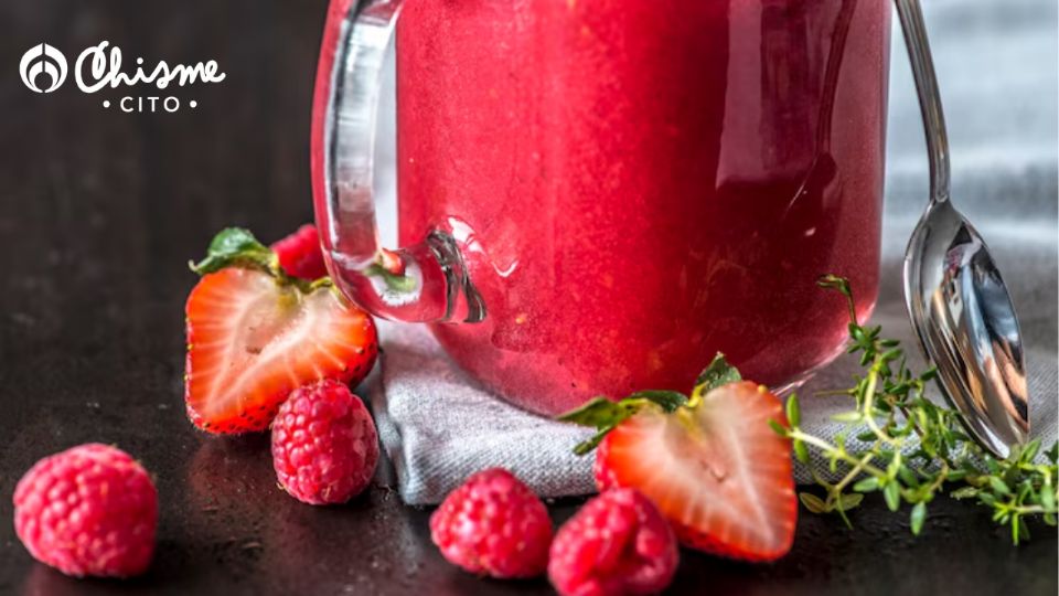 El licuado de fresas es útil para contrarrestar el envejecimiento.