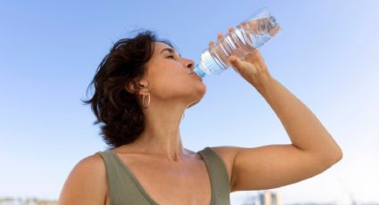 Ola de calor: esta es la mejor forma de hidratar el organismo en 10 minutos