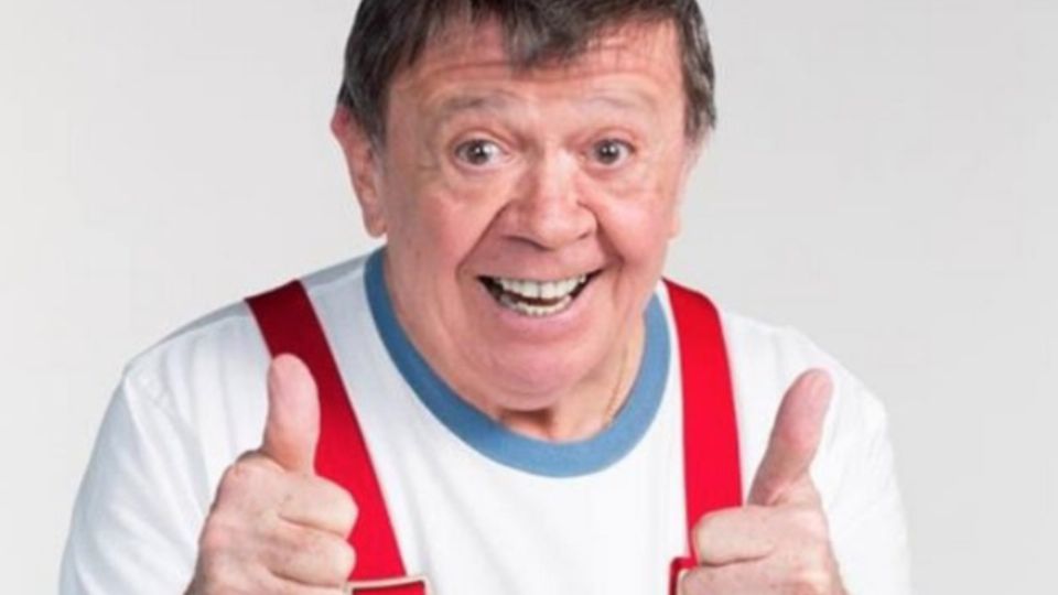 Chabelo tenía muchas ranas en su casa.