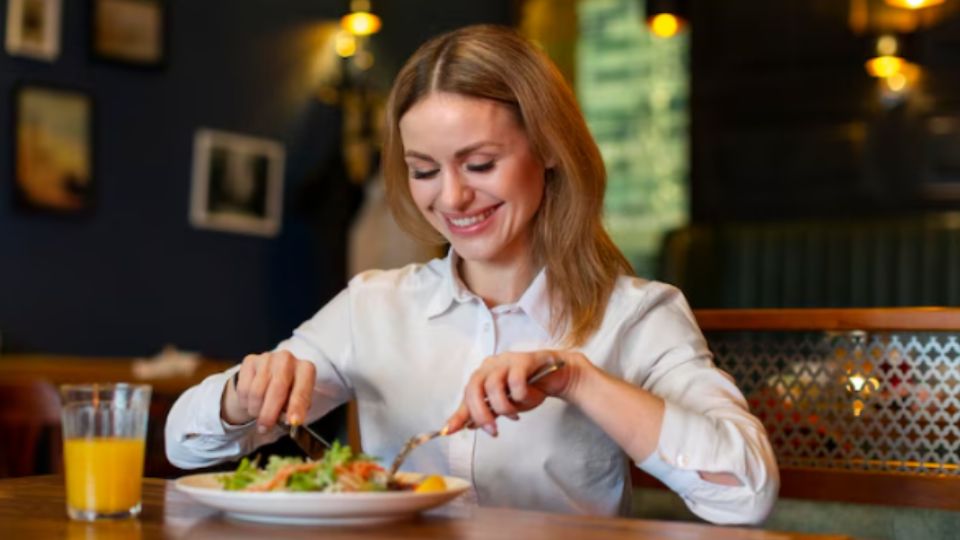 Descubre la estrecha relación entre la comida y el deseo sexual femenino.