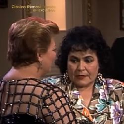 Las apariciones de Paquita la del Barrio con míticos actores: ¡de Thalía a Cynthia Klitbo!