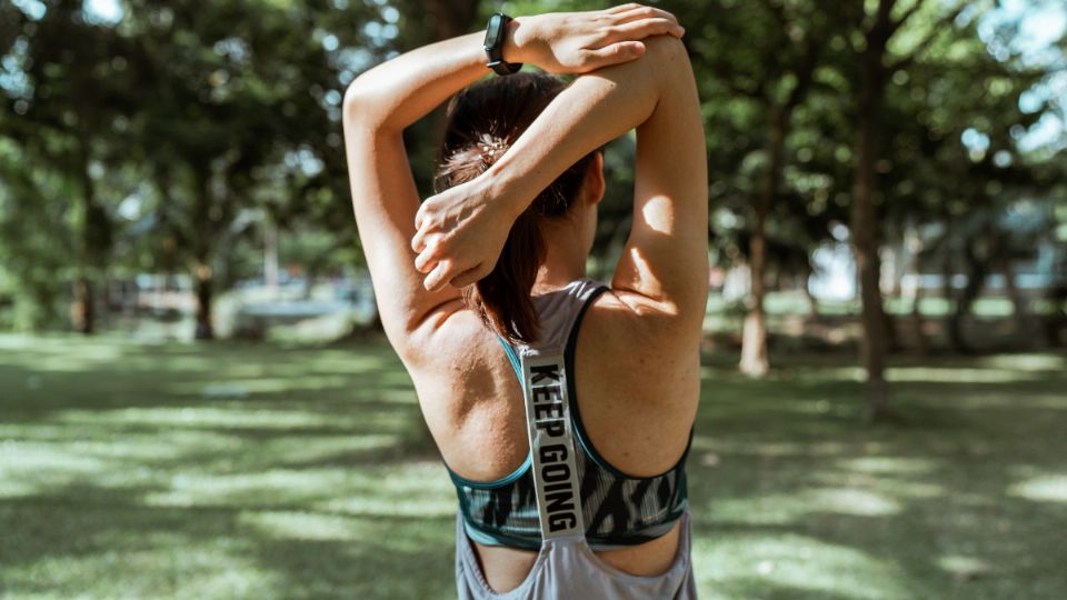 Esta actividad física busca aumentar la masa muscular de la espalda.