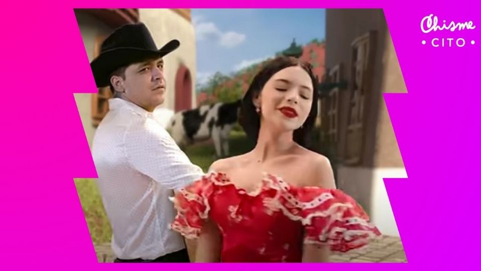 Christian Nodal y Ángela Aguilar aparecieron juntos por primera vez en un videoclip del 2020.